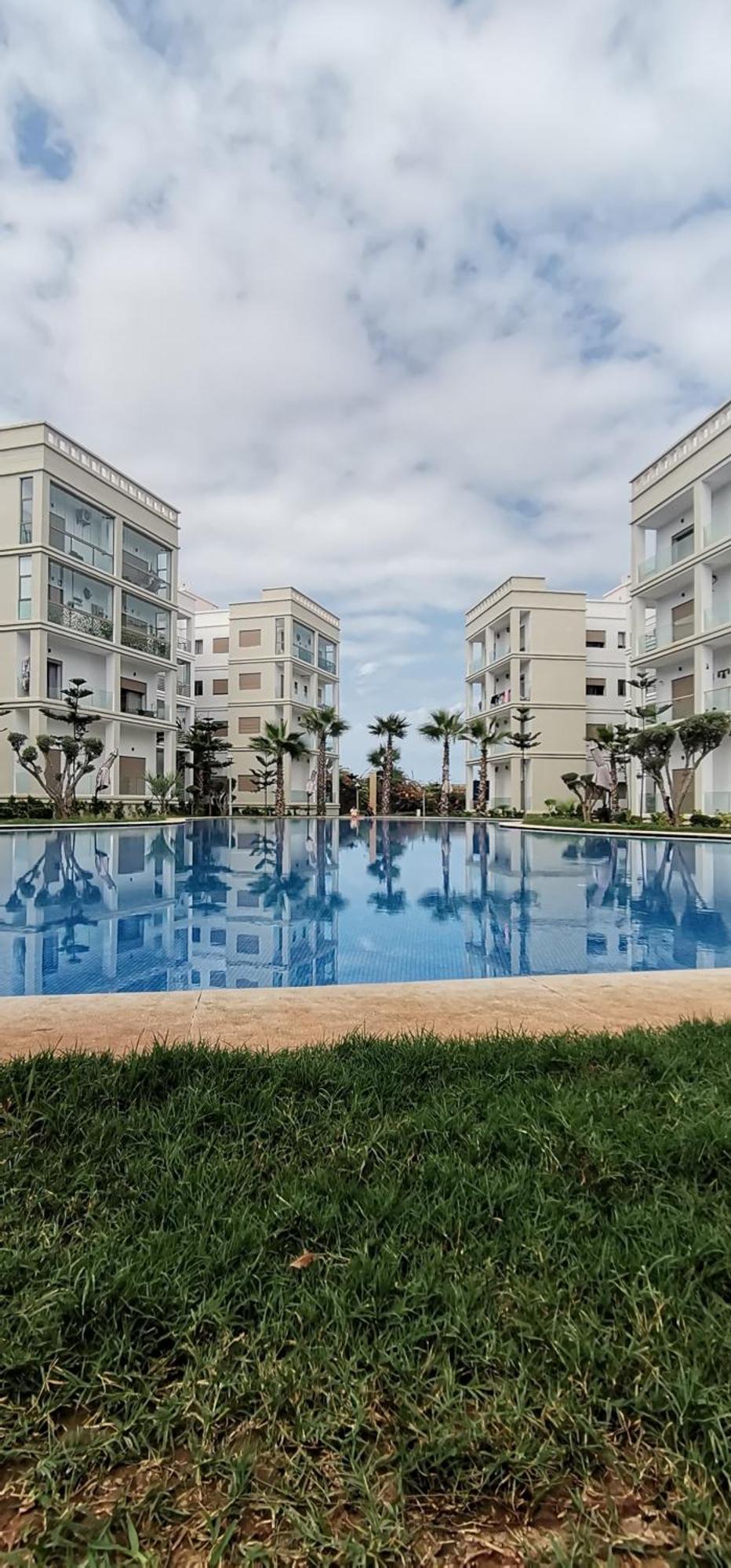 Grand Appartement Vue Golf A 2 Min De La Plage Bouznika Buitenkant foto